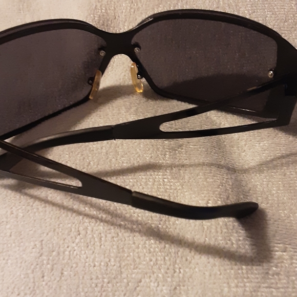 Unisex shades - Picture 3 of 6